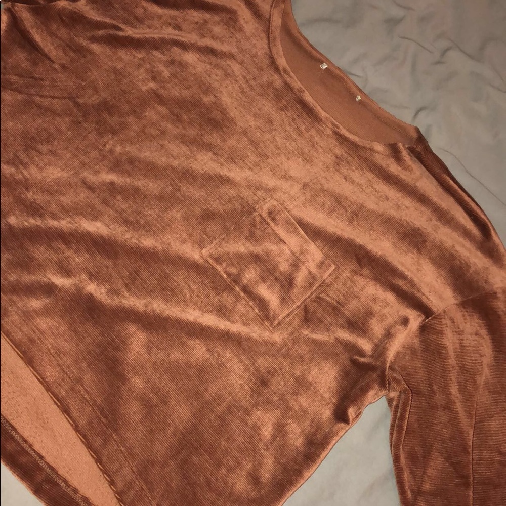 Super cute and comfy light brown blouse